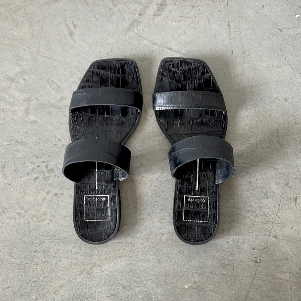 Dolce vita black croc slip on sandals in great condition